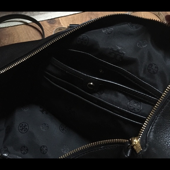 TORI BURCH BLACK & GOLD LEATHER PURSE CROSS BODY STRAP - Picture 12 of 15